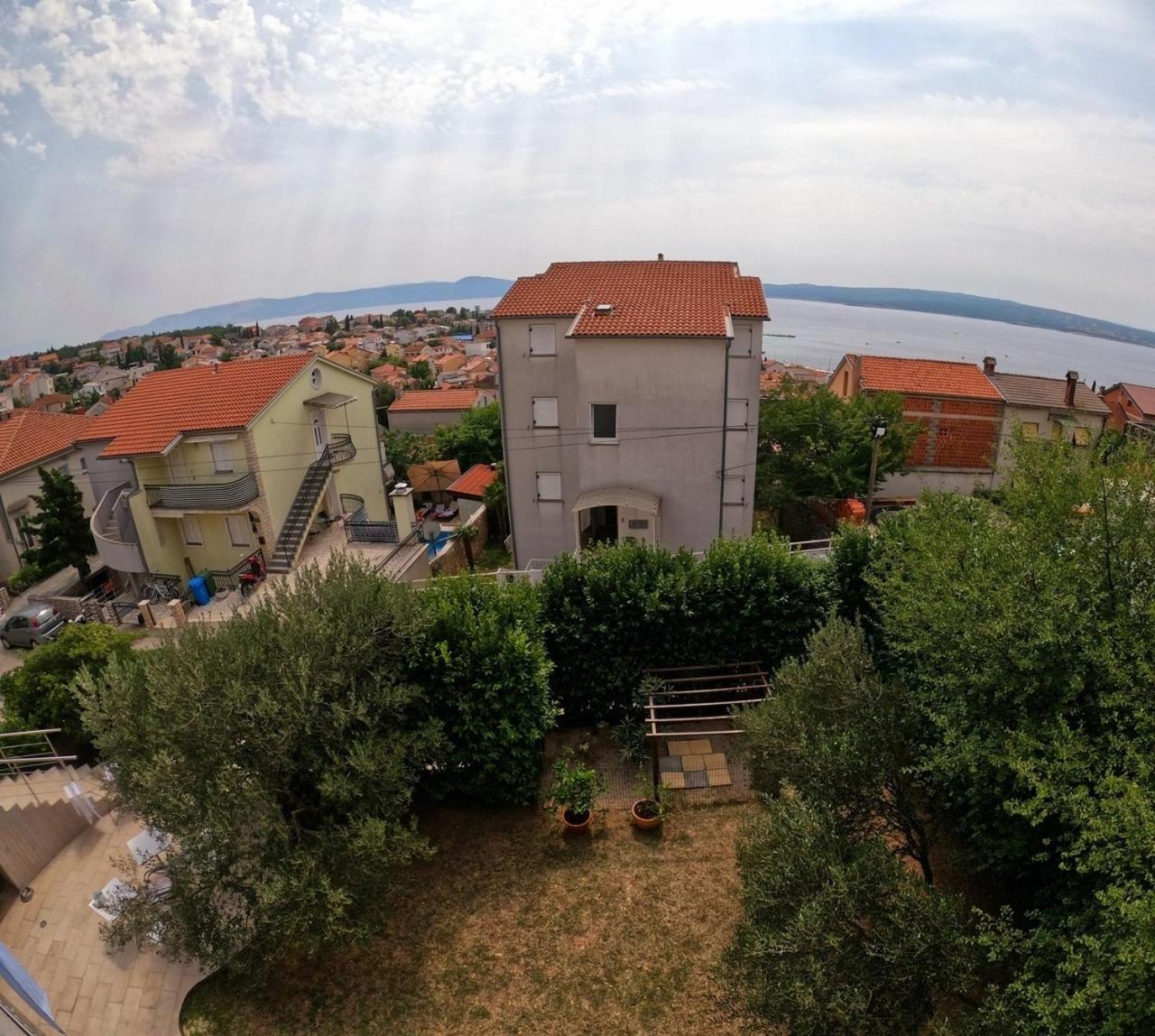 Apartments Adriatic 3 Selce Bilik gambar